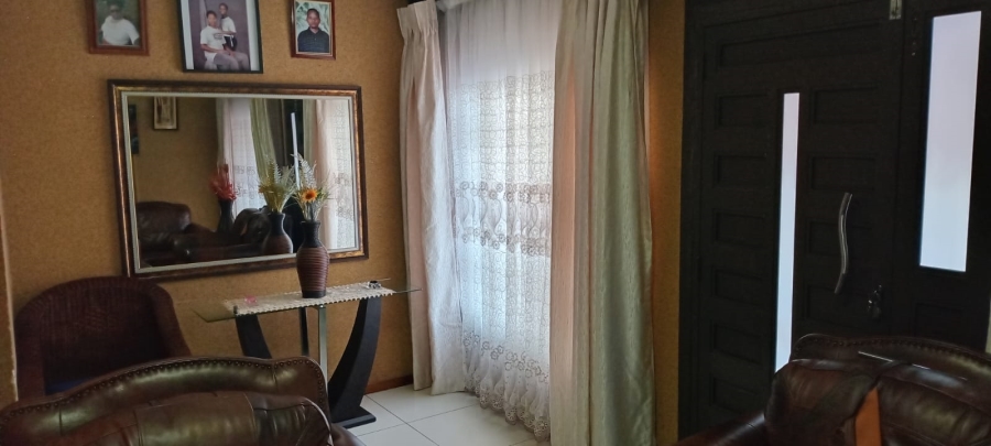 5 Bedroom Property for Sale in Mdantsane Nu 17 Eastern Cape